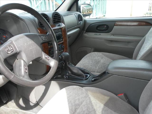 Isuzu Ascender 2004 photo 1