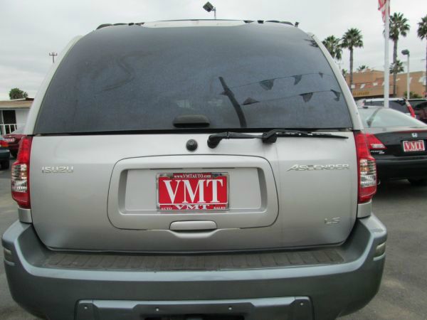 Isuzu Ascender 2005 photo 1