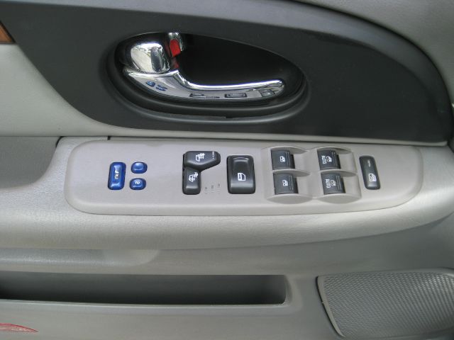 Isuzu Ascender 2006 photo 11