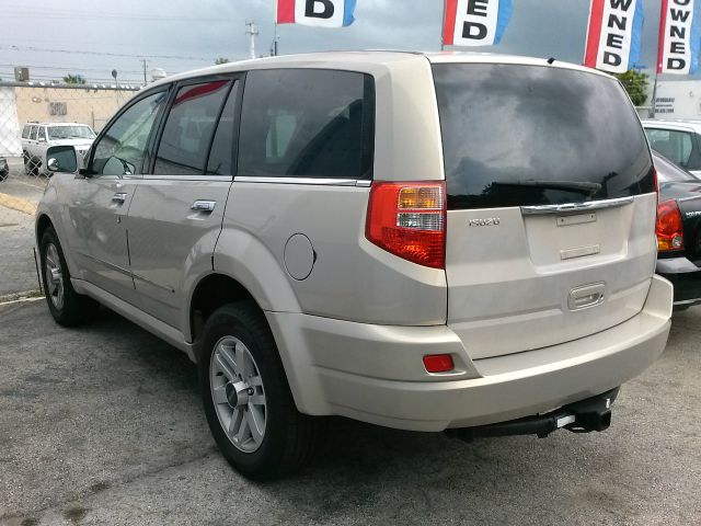 Isuzu Axiom 2002 photo 4