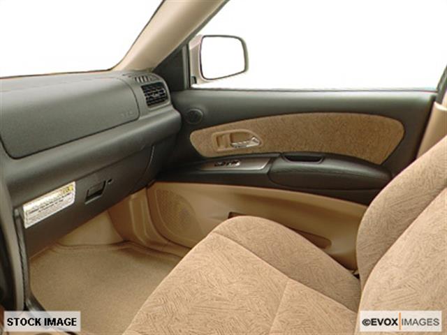 Isuzu Axiom 2002 photo 3