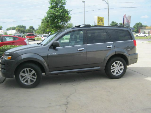 Isuzu Axiom 2003 photo 4