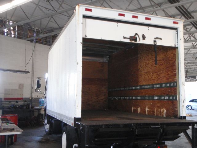 Isuzu FRR 2000 photo 10