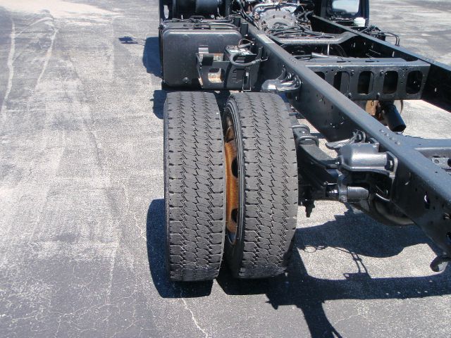 Isuzu FRR 2003 photo 11