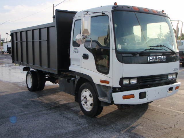 Isuzu FRR 2003 photo 2