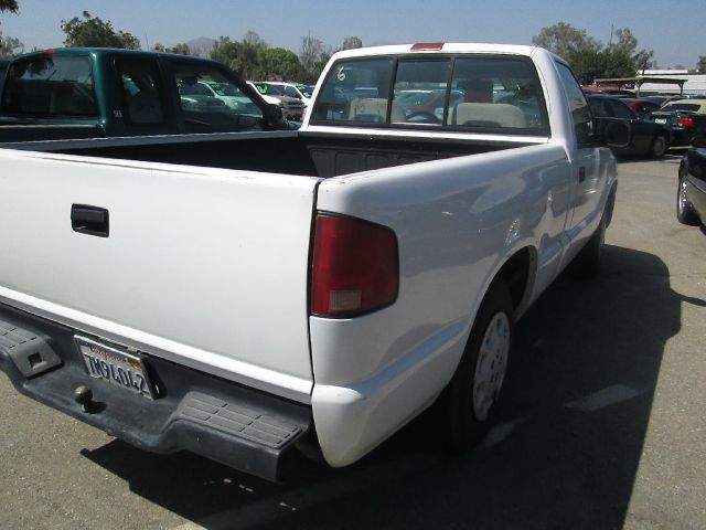 Isuzu Hombre 1996 photo 1