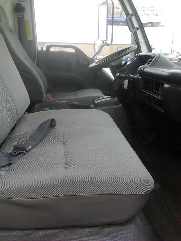 Isuzu NPR 1997 photo 1