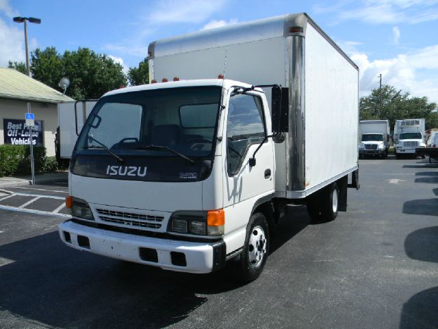 Isuzu NPR 1997 photo 12