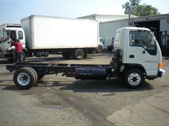 Isuzu NPR 2001 photo 11