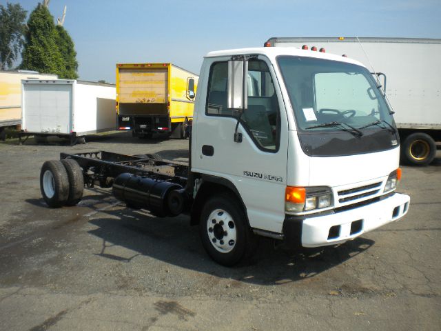 Isuzu NPR 2001 photo 12