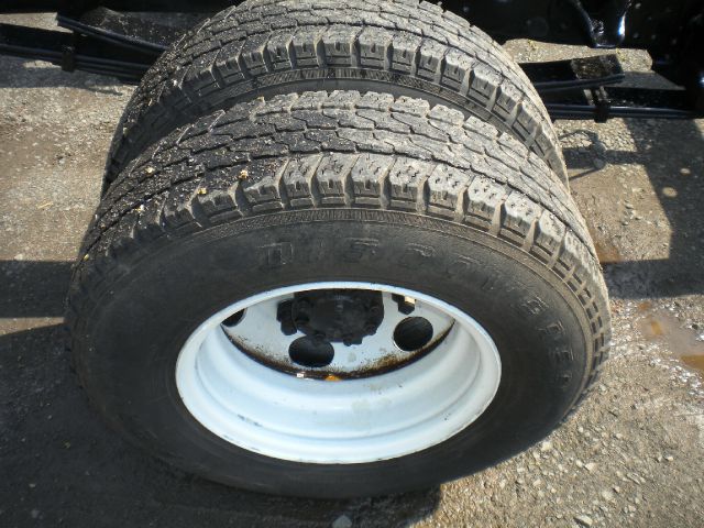 Isuzu NPR 2001 photo 14