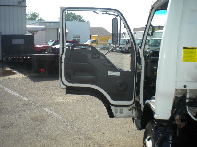 Isuzu NPR 2001 photo 3