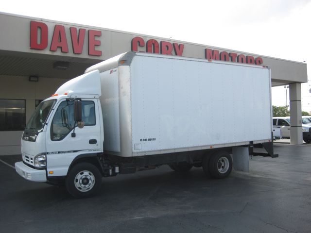 Isuzu NPR 2006 photo 4