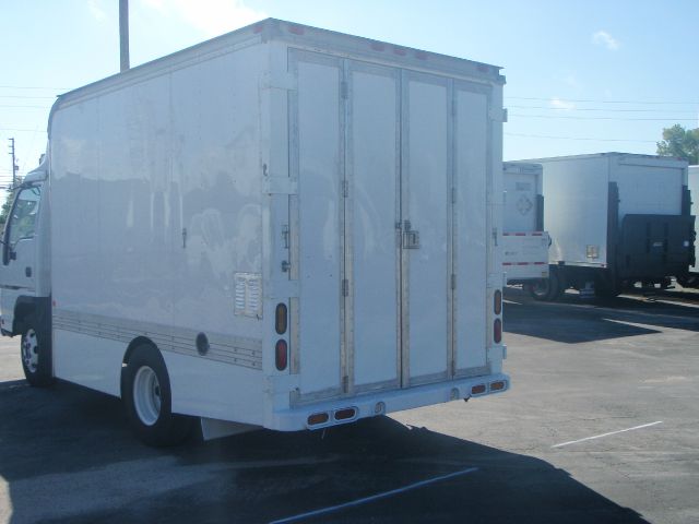 Isuzu NPR Unknown Box Truck
