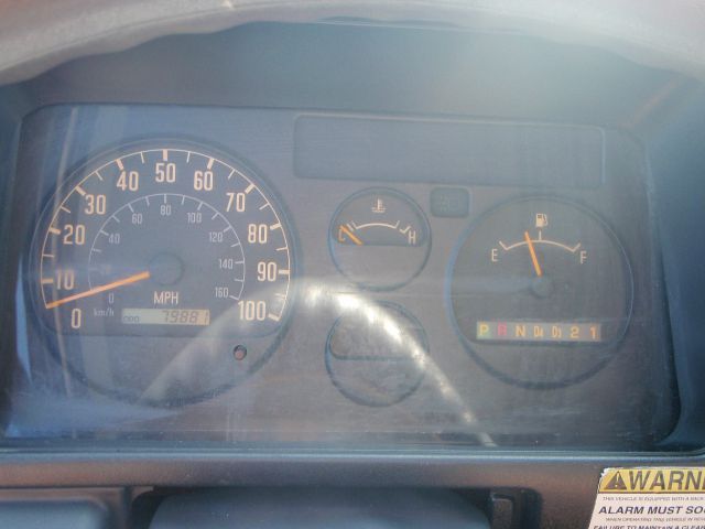 Isuzu NPR 2007 photo 11