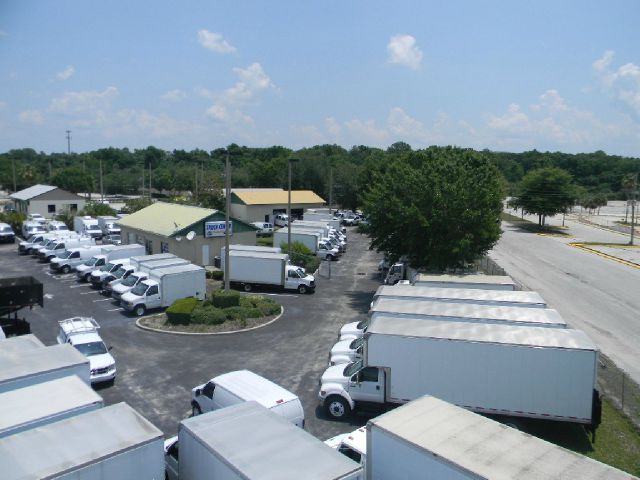 Isuzu NPR 2008 photo 11