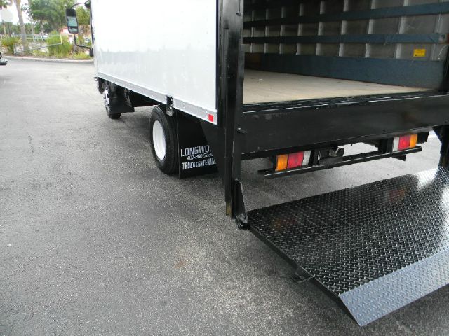 Isuzu NPR 2008 photo 15