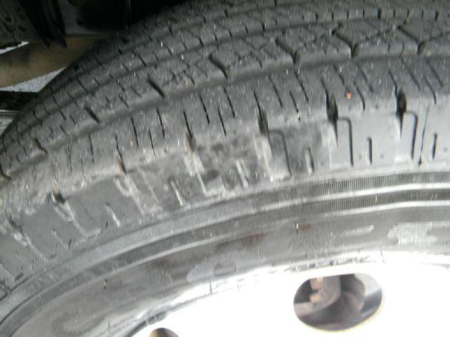 Isuzu NPR 2008 photo 16