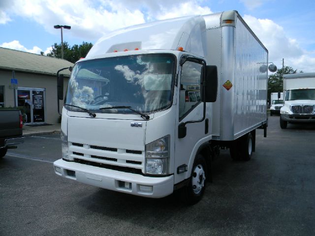 Isuzu NPR 2008 photo 17