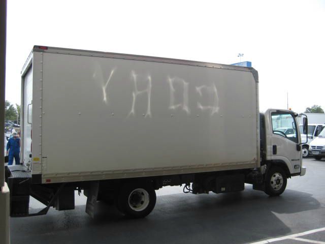 Isuzu NPR HD 2012 photo 4