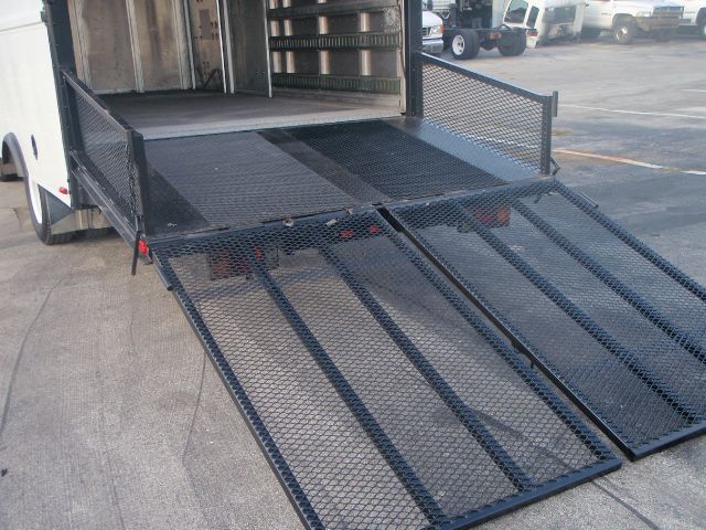 Isuzu NQR 2007 photo 4