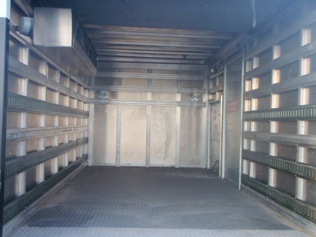 Isuzu NQR 2007 photo 6