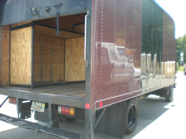 Isuzu NQR 2007 photo 2