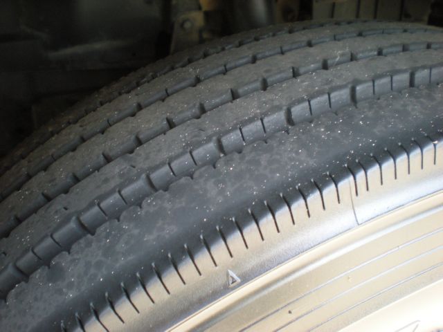 Isuzu NQR 2007 photo 4