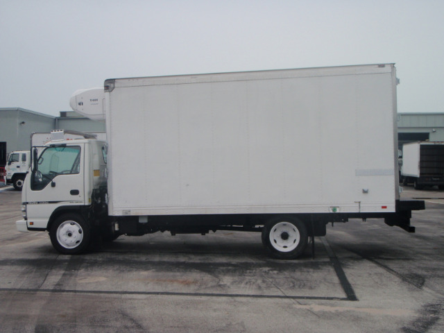 Isuzu NQR 2007 photo 14