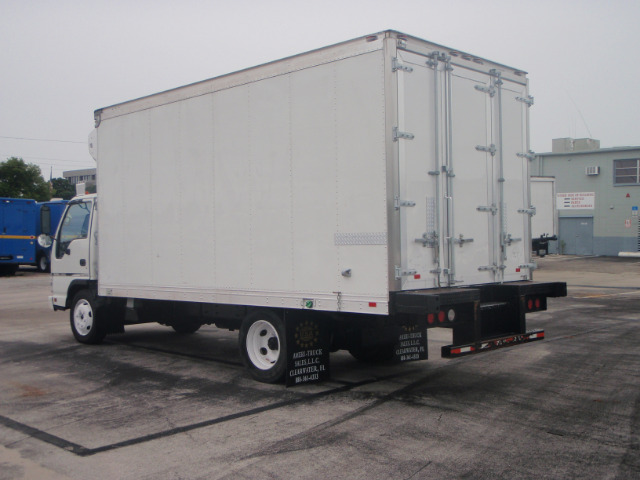 Isuzu NQR 2007 photo 4