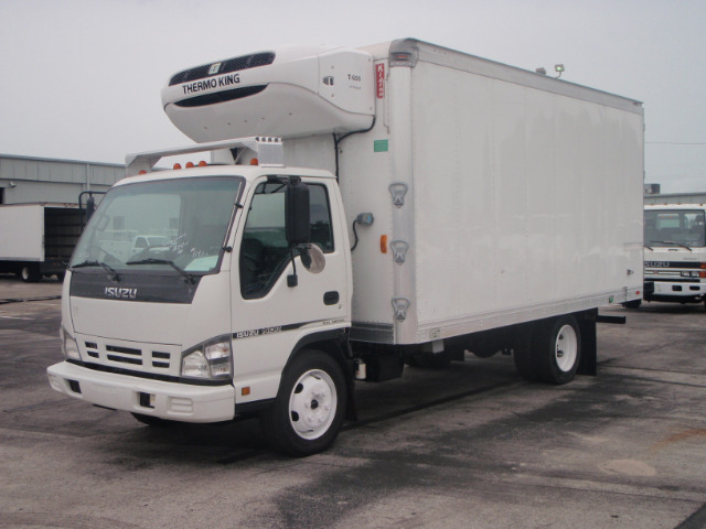 Isuzu NQR 2007 photo 5