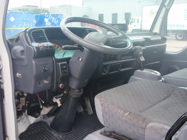 Isuzu NQR 2007 photo 8