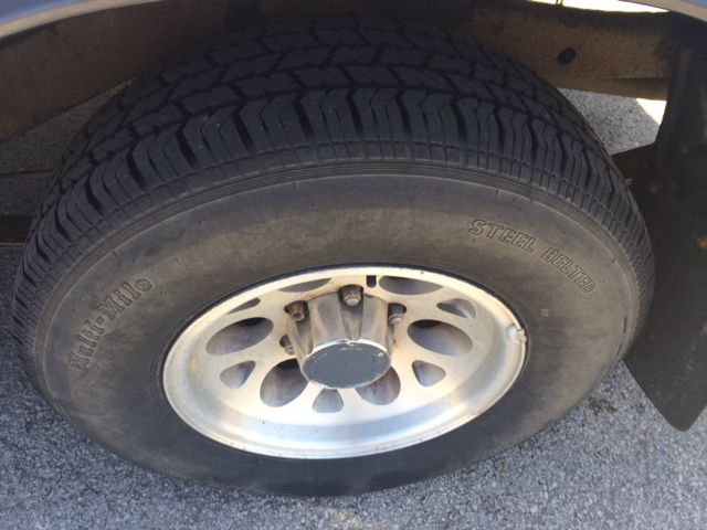 Isuzu Pickup 1991 photo 1