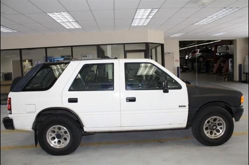 Isuzu Rodeo 1993 photo 4