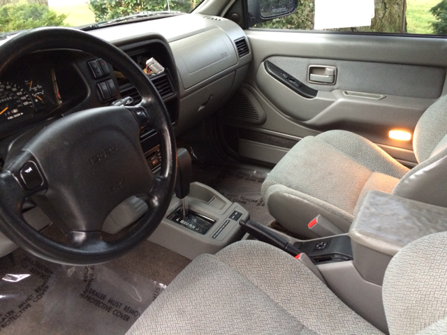 Isuzu Rodeo 1995 photo 4