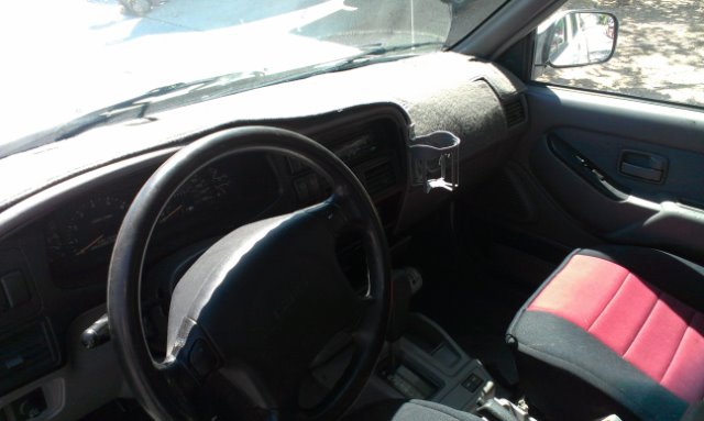 Isuzu Rodeo 1996 photo 4