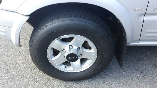 Isuzu Rodeo 1999 photo 28