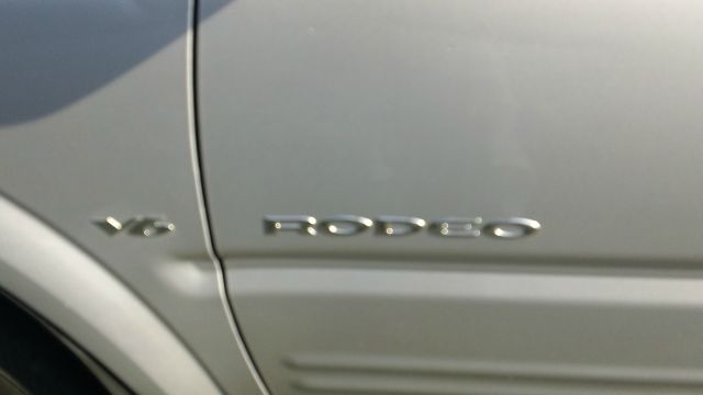 Isuzu Rodeo 1999 photo 32