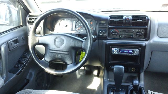 Isuzu Rodeo 1999 photo 4