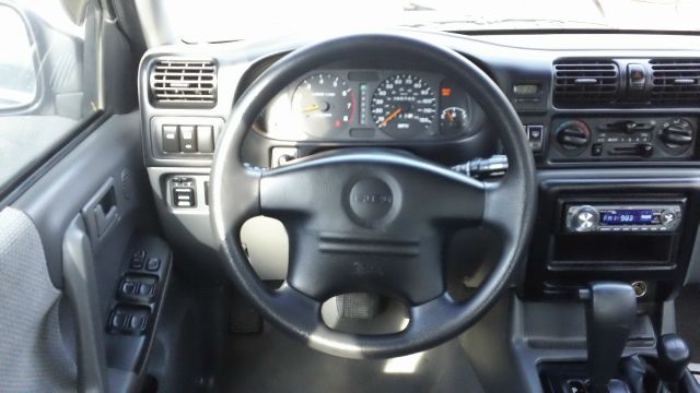 Isuzu Rodeo 1999 photo 7