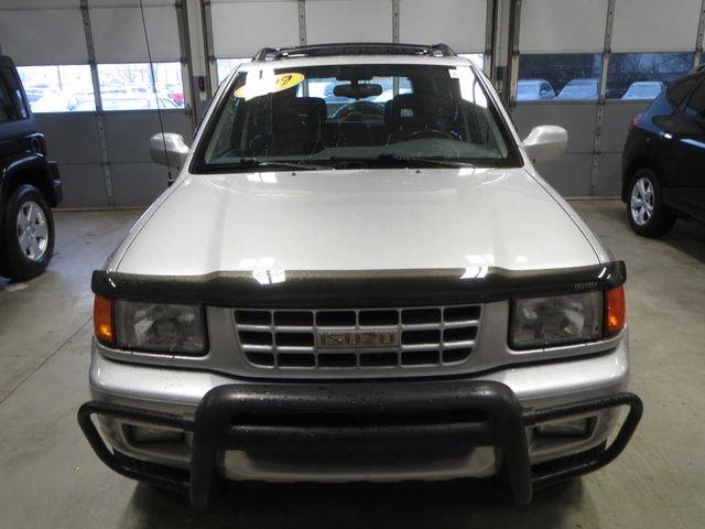Isuzu Rodeo 1999 photo 2
