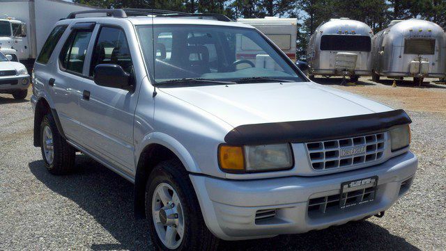 Isuzu Rodeo 1999 photo 4