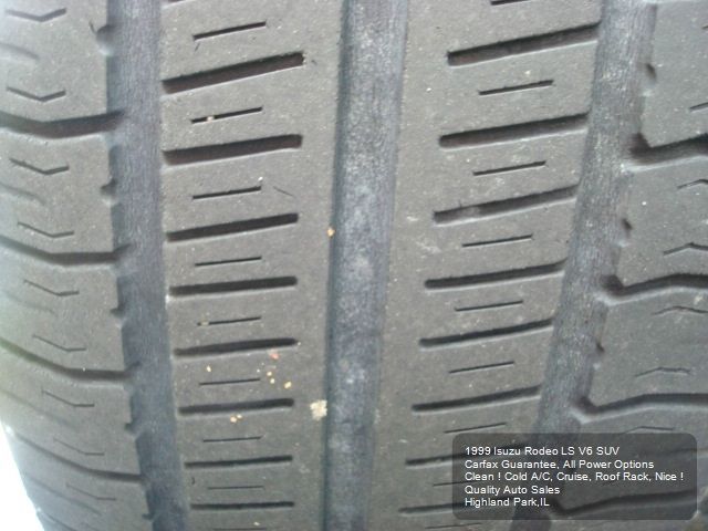 Isuzu Rodeo 1999 photo 24