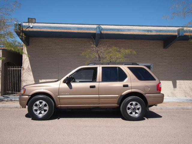 Isuzu Rodeo 2000 photo 2