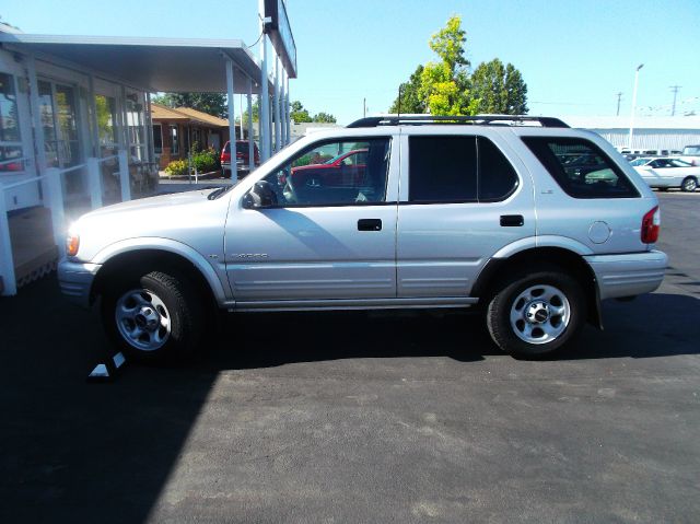 Isuzu Rodeo 2001 photo 1