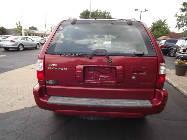 Isuzu Rodeo 2001 photo 2