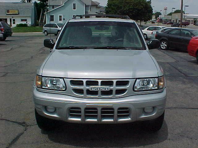 Isuzu Rodeo 2001 photo 2