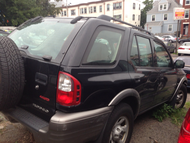 Isuzu Rodeo 2001 photo 2