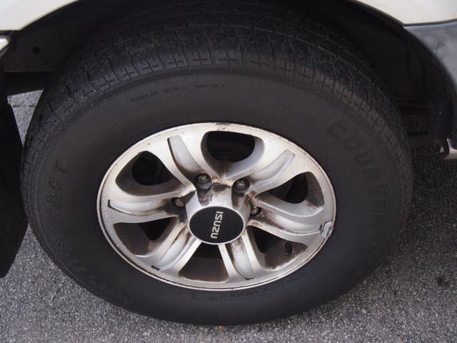 Isuzu Rodeo 2001 photo 4