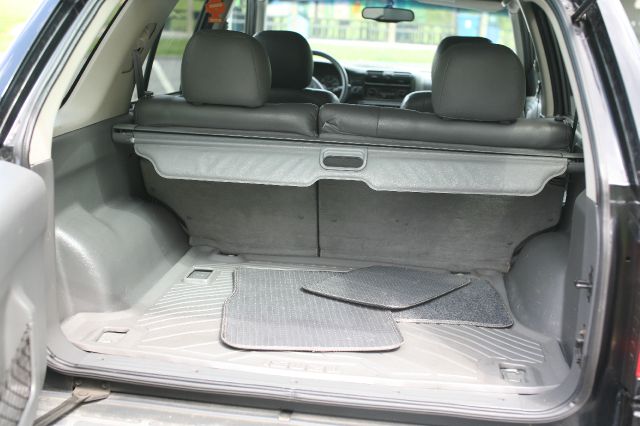 Isuzu Rodeo 2001 photo 21